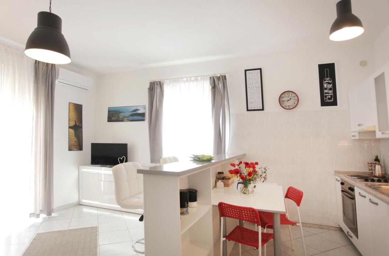 Apartment Maria Medulin Luaran gambar